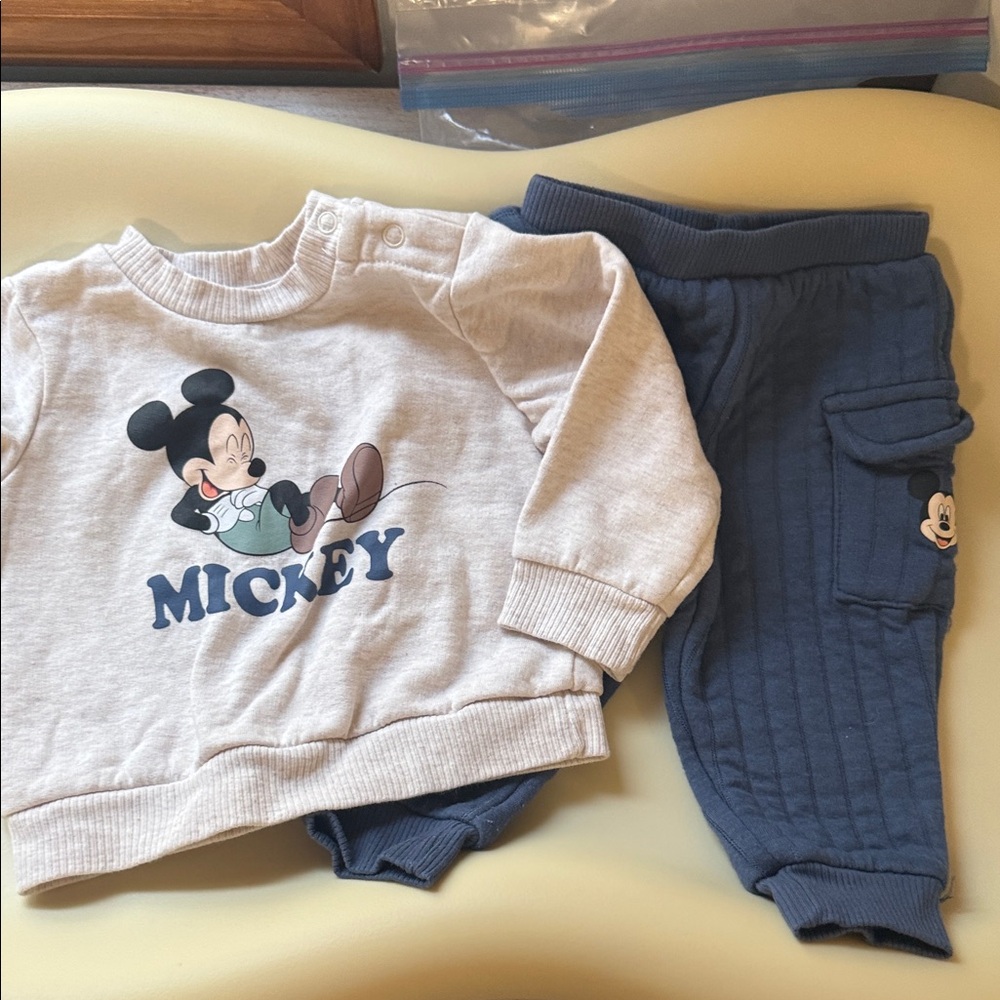 Disney Mickey Mouse Cream Sweatshirt - used once